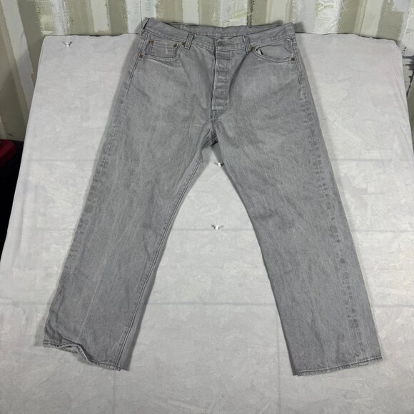 Levis 501 Mens Straight Leg Jeans Gray Button Fly 5-Pocket Outdoor Size 38x30 - Picture 1 of 16
